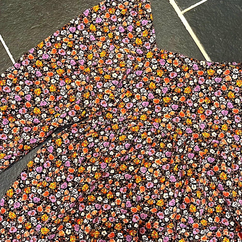 Thin long sleeve floral print dress